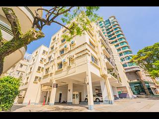 Tai Hang - 5, Wang Fung Terrace 13