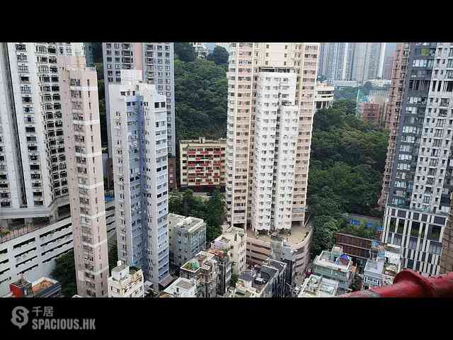 Tai Hang - Dragon Centre Block 1 01