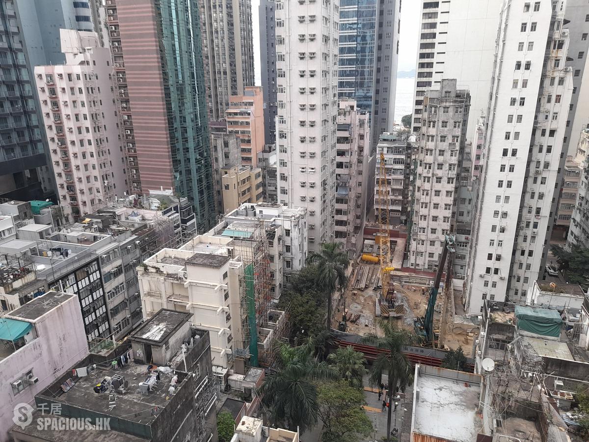 Sai Ying Pun - Tak Lee Building 01