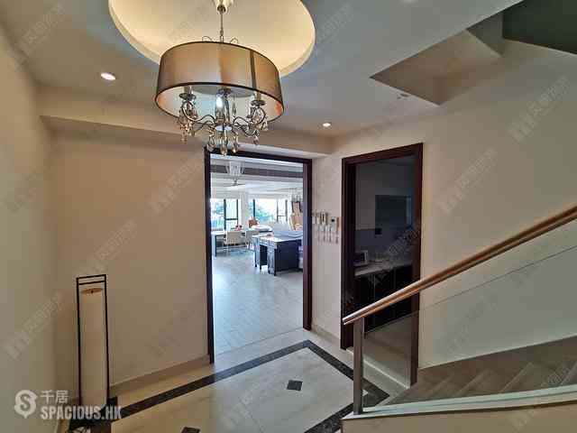 The Peak - Montebello 11