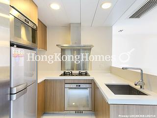 Wan Chai - Convention Plaza Apartments 09