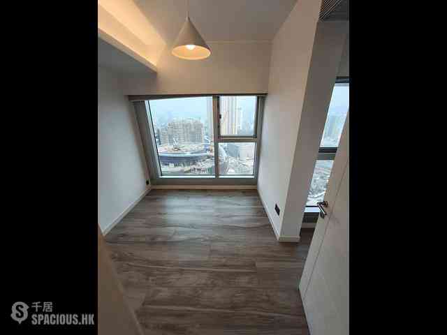West Kowloon - The Waterfront Phase 1 Block 3 06