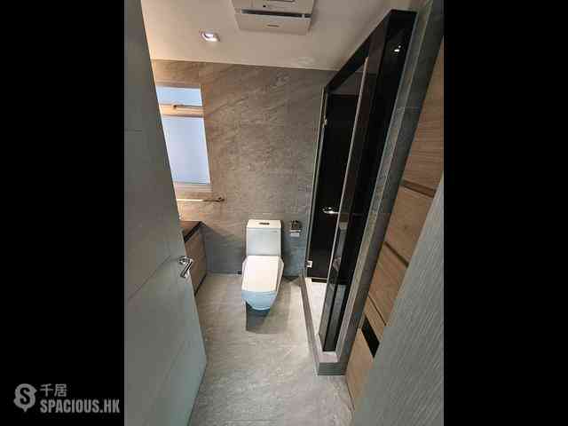West Kowloon - The Waterfront Phase 1 Block 3 08