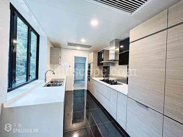 Mid Levels Central - The Harbourview 12