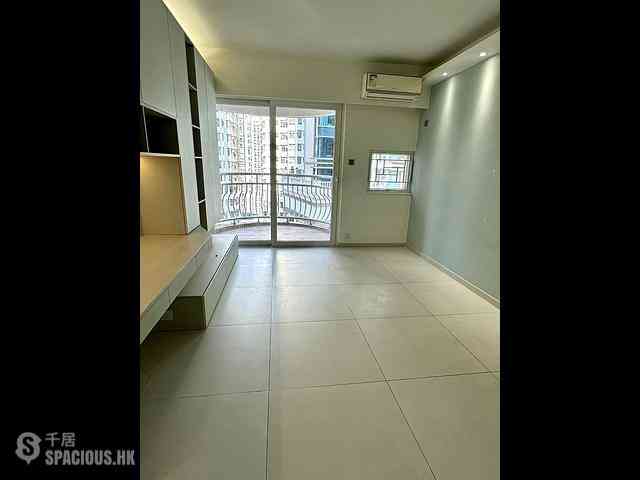 Sai Ying Pun - Kingsfield Tower Block B 01