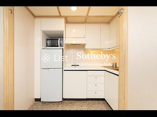 Wan Chai - Convention Plaza Apartments 07