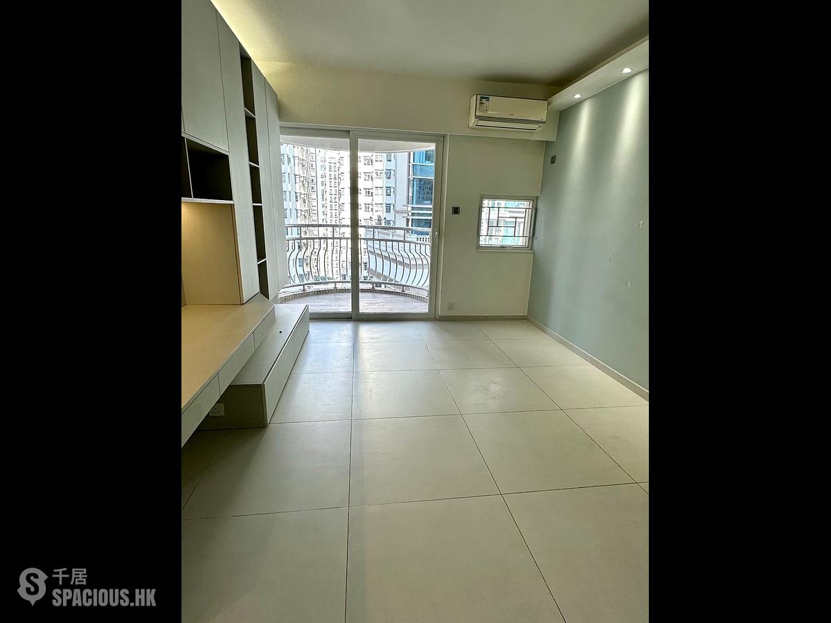 Sai Ying Pun - Kingsfield Tower Block B 01