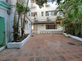 Chung Hom Kok - Jadebeach Villa 03