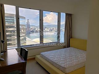 Wan Chai - Convention Plaza Apartments 11