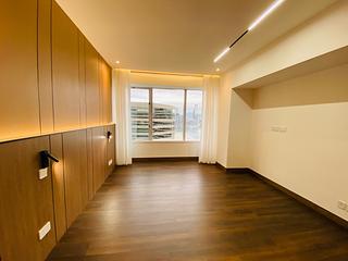 Wan Chai - Convention Plaza Apartments 05