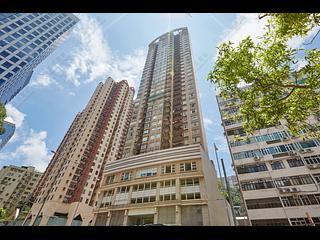 Quarry Bay - La Place De Victoria 08