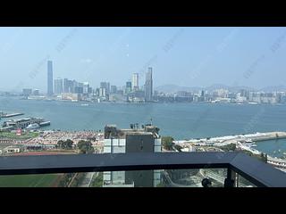 Wan Chai - The Gloucester 14