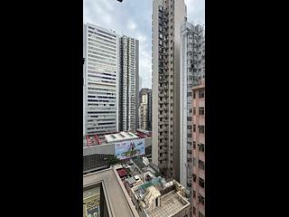 Wan Chai - The Avenue Phase 2 Block 3 03