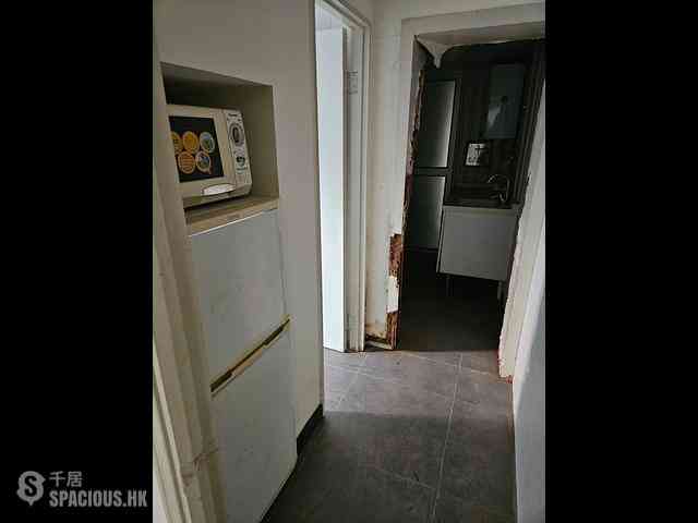 Sheung Wan - Arion Commercial Centre 07