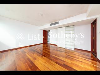 Pok Fu Lam - Villa Cecil Phase 3 06