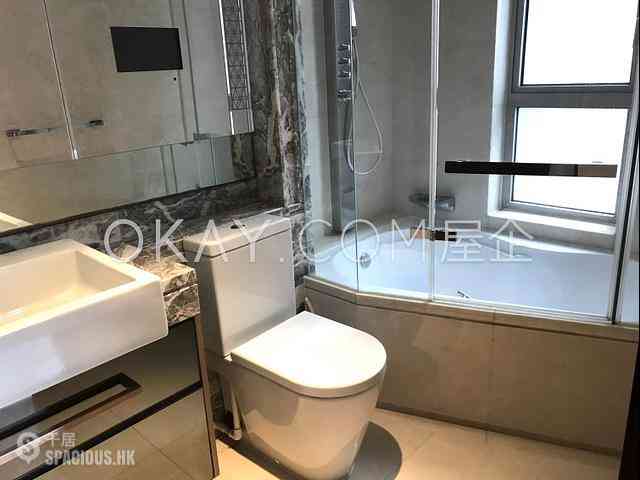 Wan Chai - The Avenue Phase 2 Block 3 07