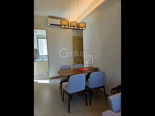 Central - The Staunton Suites 04