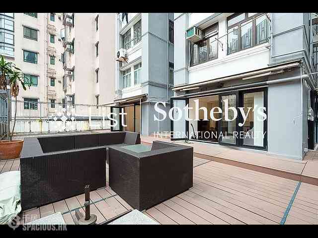 Shek Tong Tsui - Goa Building 01