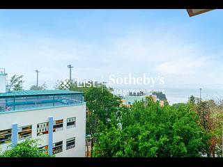 Pok Fu Lam - Scenic Villas 02