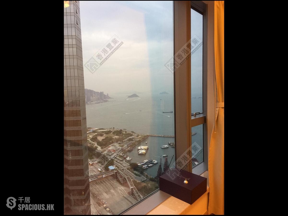 West Kowloon - The Cullinan (Tower 21 Zone 3 Royal Sky) 01