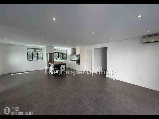 Clear Water Bay - Seacrest Villas 05