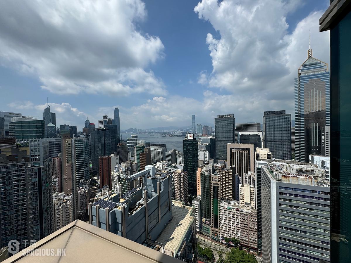 Wan Chai - The Avenue Phase 2 Block 3 01