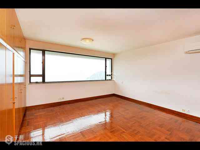 Repulse Bay - Repulse Bay Towers 02