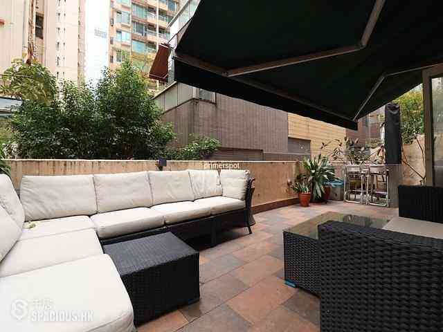 Wan Chai - Tai Wong Building 01
