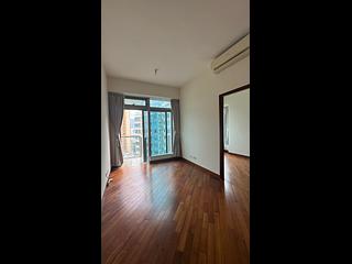 Wan Chai - The Avenue Phase 2 08