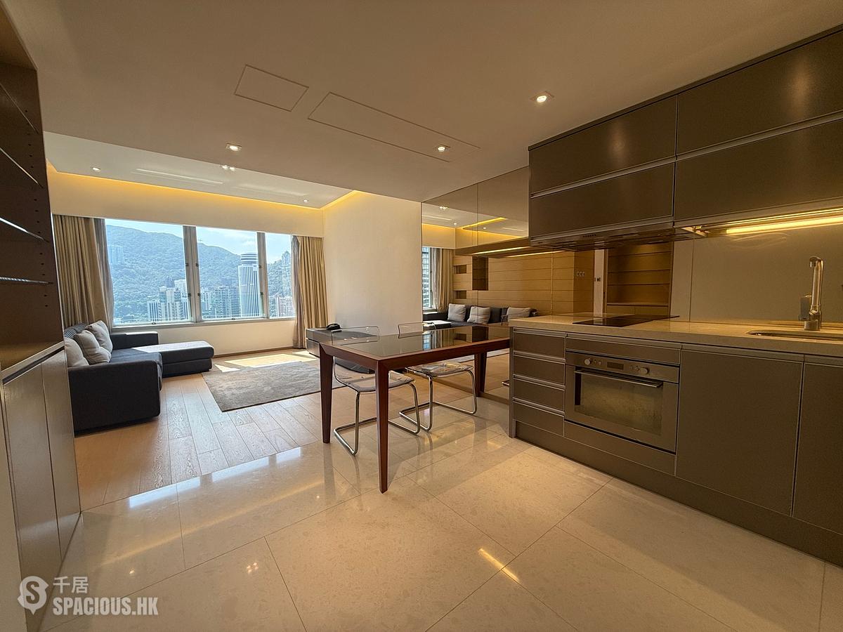 Wan Chai - Convention Plaza Apartments 01