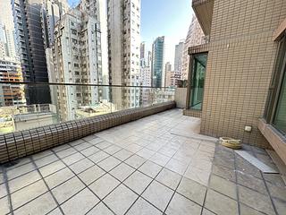 Wan Chai - The Zenith 03