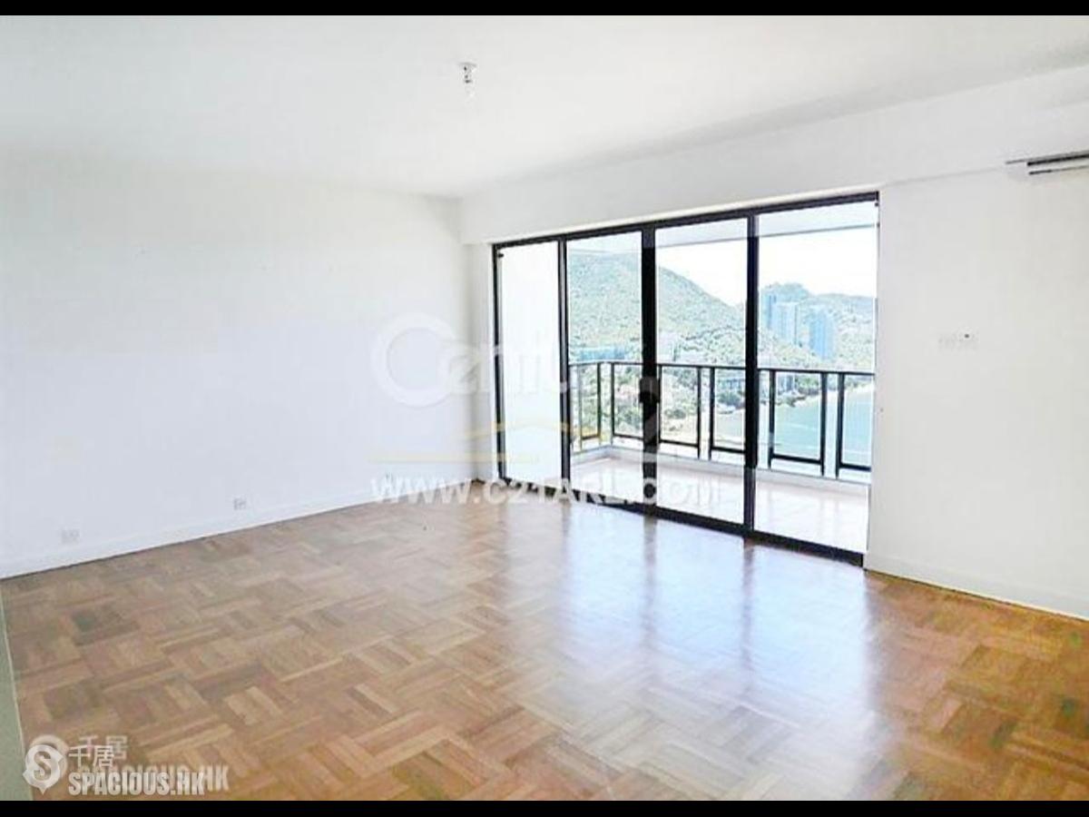 Repulse Bay - Repulse Bay Apartments 01