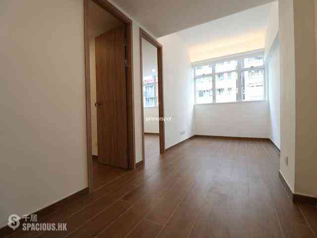 Wan Chai - Glory House 01