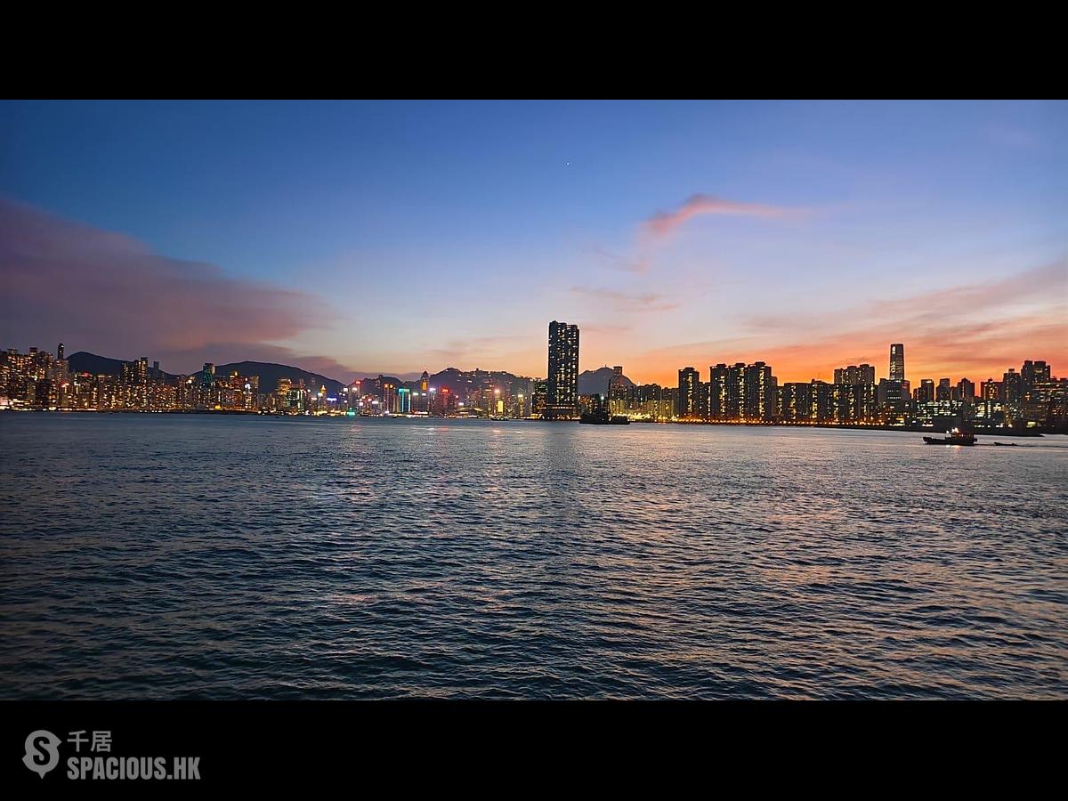 Kai Tak - The Knightsbridge Harbour Mansion 01