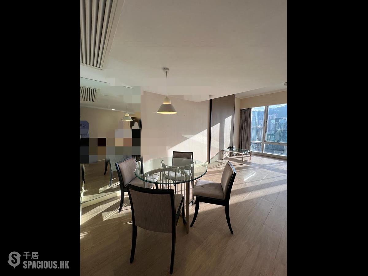 Wan Chai - Convention Plaza Apartments 01