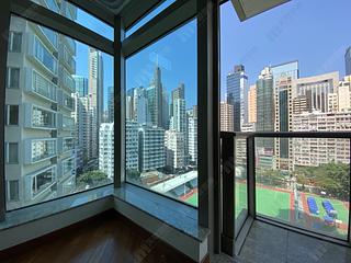 Wan Chai - The Avenue Phase 2 Block 1 07