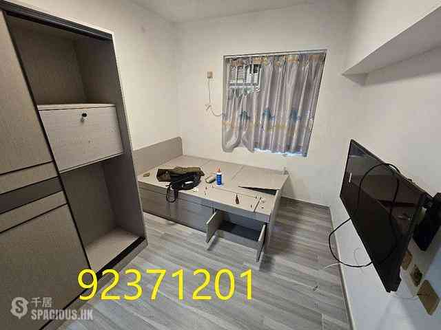 Wan Chai - 259, Queen's Road East 01
