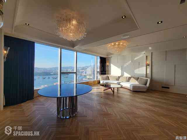 West Kowloon - The Cullinan (Tower 21 Zone 2 Luna Sky) 01