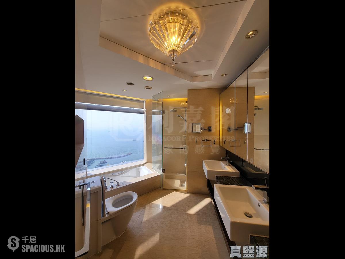 West Kowloon - The Cullinan (Tower 21 Zone 2 Luna Sky) 01