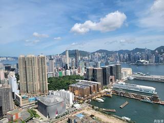 West Kowloon - The Arch Star Tower (Block 2) 02