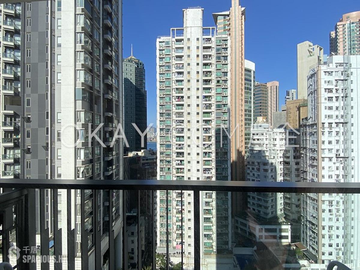 Sai Ying Pun - The Queens 01