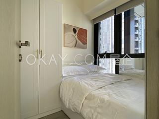 Sai Ying Pun - The Queens 04