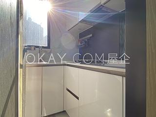 Sai Ying Pun - The Queens 06