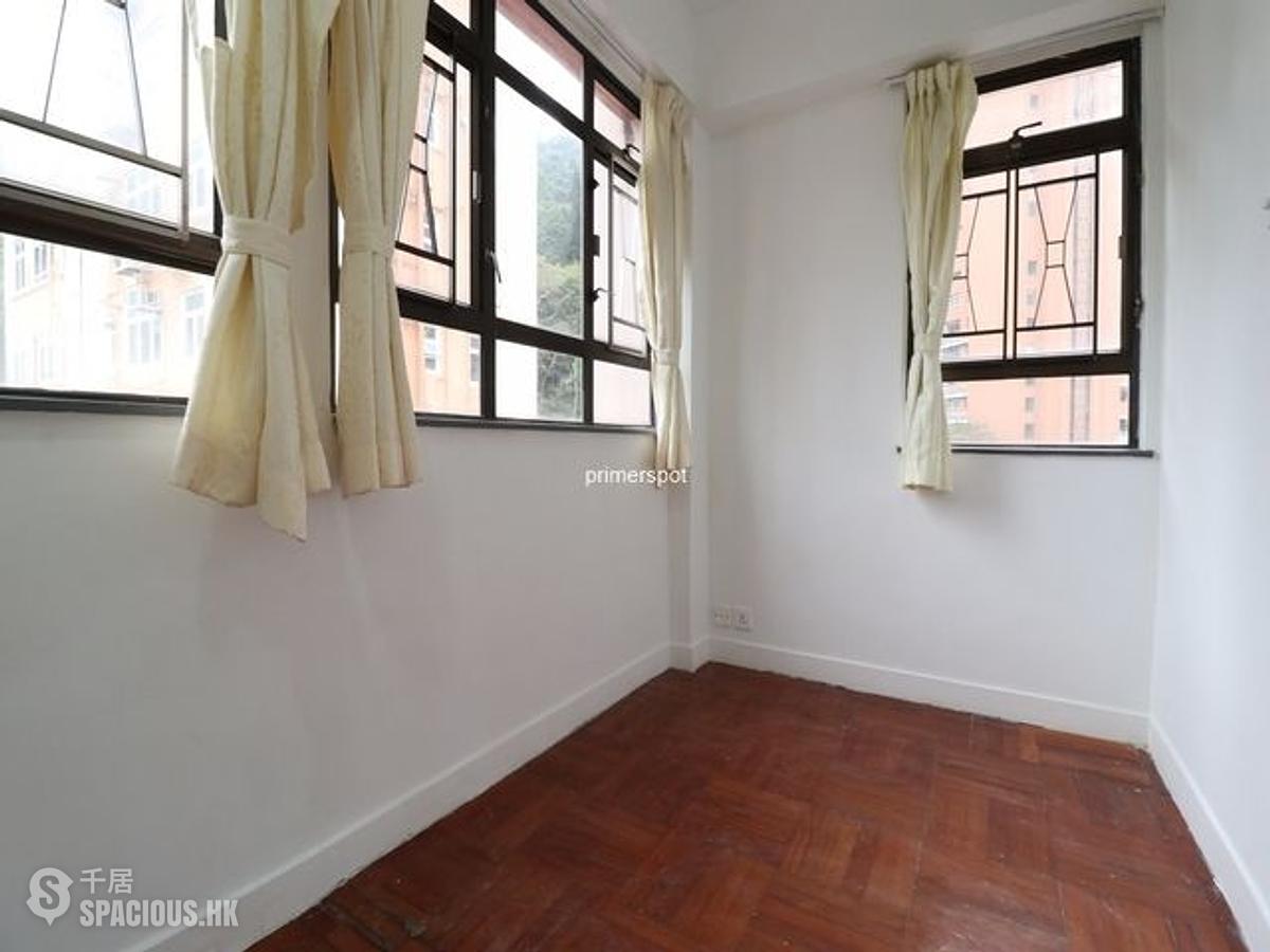 Wan Chai - 3A, Kennedy Street 01