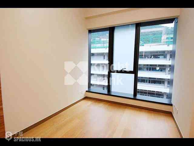 Repulse Bay - 7, South Bay Close 05
