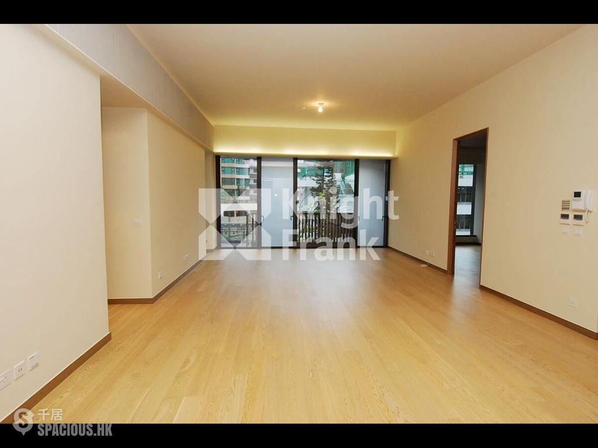 Repulse Bay - 7, South Bay Close 01
