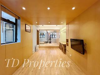 Happy Valley - 38-42, Yik Yam Street 04