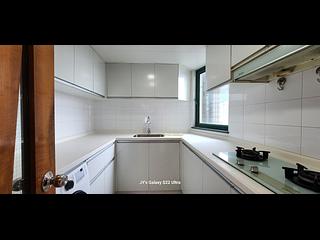 Kennedy Town - University Heights Block 2 07