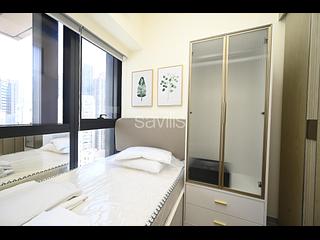 Sai Ying Pun - The Queens 03