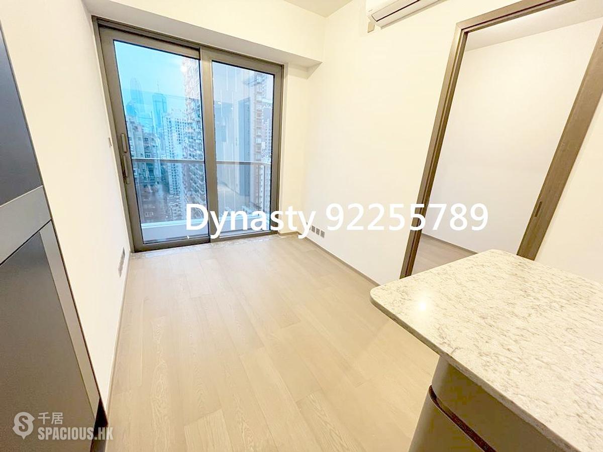 Sai Ying Pun - 15, Western Street 01